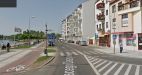 Uwaga. Zamknięta część chodnika i ścieżki.