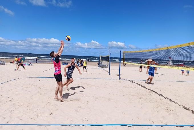 Wakacyjny Turniej Siatkówki Plażowej