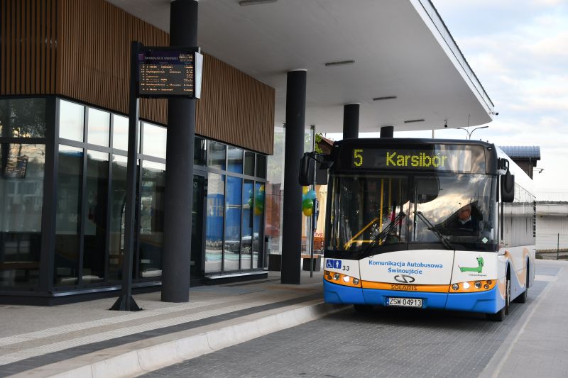 Nowe trasy, więcej kursów i krótszy czas podróży. Komunikacja Autobusowa w Świnoujściu szykuje duże zmiany